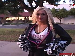18-year-old blonde seduces man on the street for a car ride