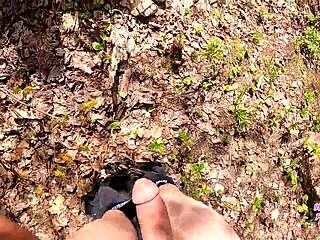 HD videos of an outdoor blowjob
