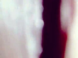 Colombian MILF Liliana enjoys intense sex with her lover