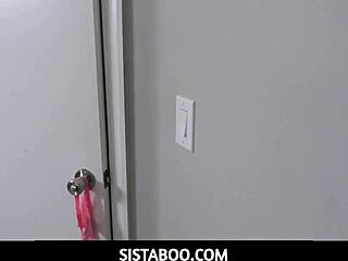Teen stepsister Jasmine Vega gives a blowjob and gets bribed