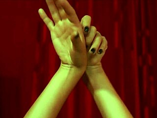 Maria's sensual dance leads to hardcore pleasure
