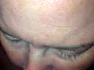 Amateur couple explores oral sex techniques