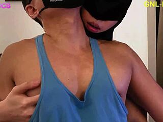 Muscle worship: Big pecs and nipple play