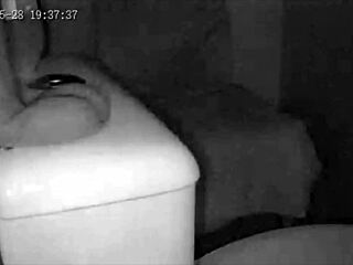 Cuckold wife Paty bumbum seeks threesome with husband's approval