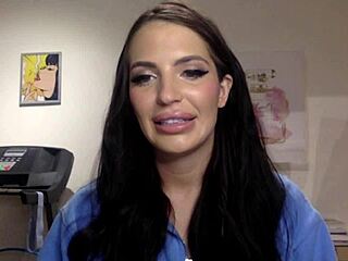 Alexa Payne's intense backstage experience as a stripper and swinger in season 4