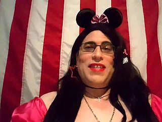 Behind the scenes of a genderfluid photo shoot