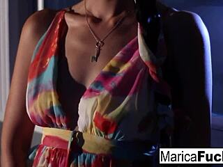 Marica's solo show of nudity and self-pleasure