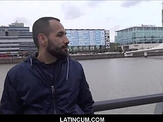 European Latino bodybuilder gets paid for gay sex in Spanish country