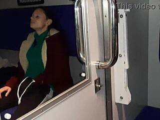 A girl gets off on a train and has sex with a stranger in a compartment.