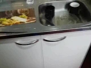 How to make a hot dog even if it is a poor fuck?