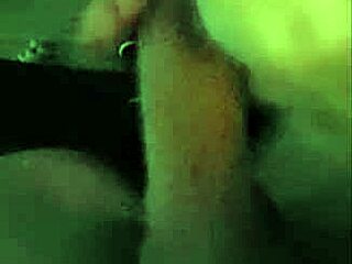Lucky guy gets free nude photos from amateur Joyliii