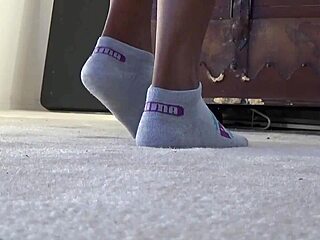 Black beauty’s feet fetish for Puma socks is unhideable