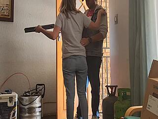 Married woman has sex with a pizza delivery man in front of a hidden camera