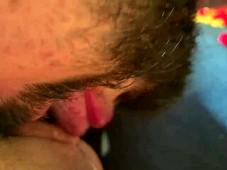 Amateur guy gets white cock sucking and cumming in this video