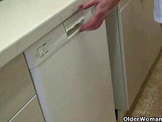 Old homemade videos of a European MILF's self-pleasure