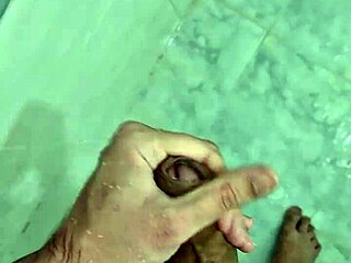 Solo BBW sensual bath with sensual climax