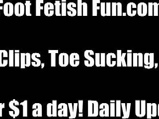 Enjoy the best foot fetish experience with these tempting toes
