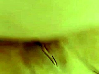 Married woman likes to have anal sex with a big cock