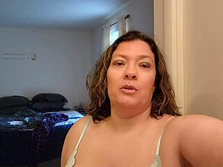 Big boobs homemade brunette gets pumzied by black rods