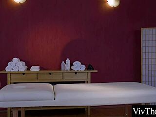 Steamy massage session turns into steamier MILF encounter