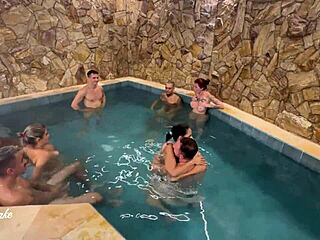 Steamy motel party with friends yields hot footage