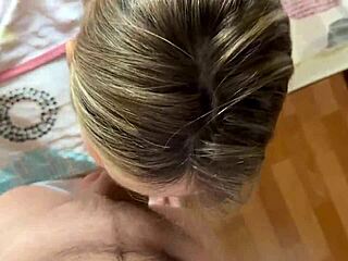 Stepson serves stepmother and gets a deep blow job in return