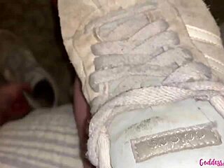 Compilation of dirty feet, bouncing boobs and pissing pussies with BBW and MILFS