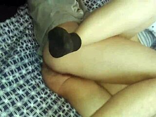 Seduce your friend who is watching over you for pleasure and love
