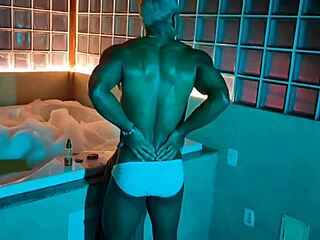 Who wants to fuck me in this foam bath?