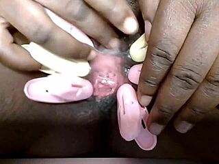 Cyndy blackslave - closeup pussy action with nipple clamps
