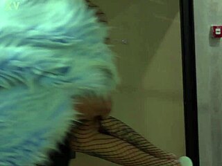 Stepsister smoked knowing stepbrother would catch her