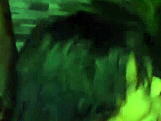 India Juju, Queen of anal, shakes ass online